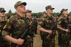 Військові збори Білорусь проводить поблизу українського кордону