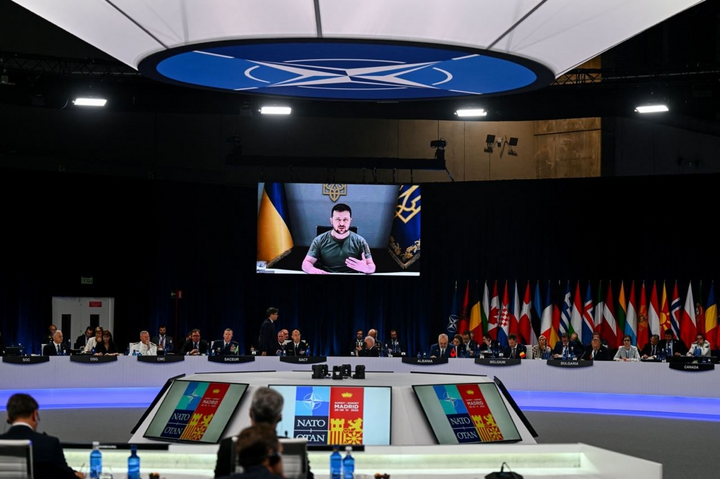 Зеленский выступил на саммите НАТО (видео)