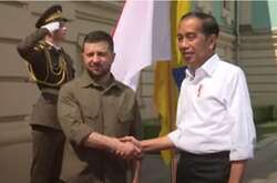 Зеленський показав, як проходить зустріч із президентом Індонезії (відео)