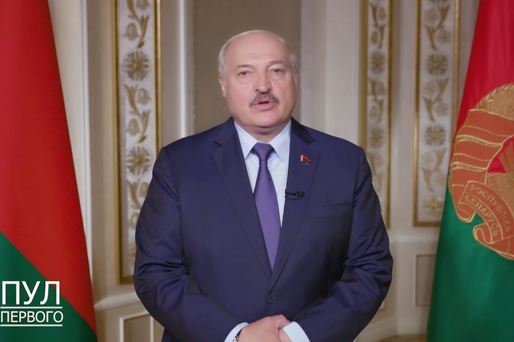 Лукашенко лякає втратою незалежності усіх, хто не приєднається до Путіна