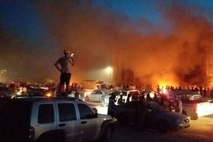 У Лівії демонстранти вдерлися до будівлі парламенту