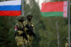 Білорусь продовжує надавати військову підтримку Росії