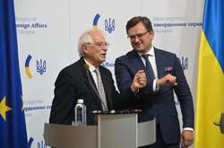 Кулеба з Боррелем обговорили сьомий пакет санкцій проти РФ