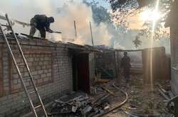 Окупанти обстріляли Миколаївщину: пошкоджені будинки, пожежі на полях 
