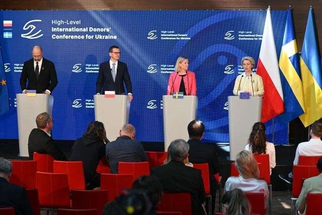 На конференції в Лугано схвалено сім принципів відновлення України