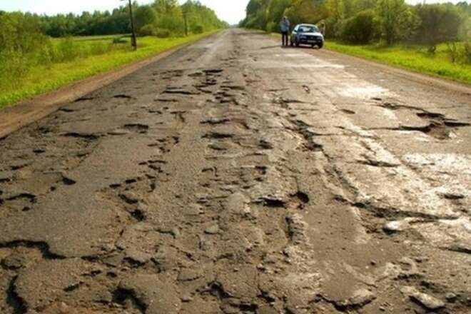 Регіони з найгіршими дорогами у Росії взялися «відновлювати Донбас»