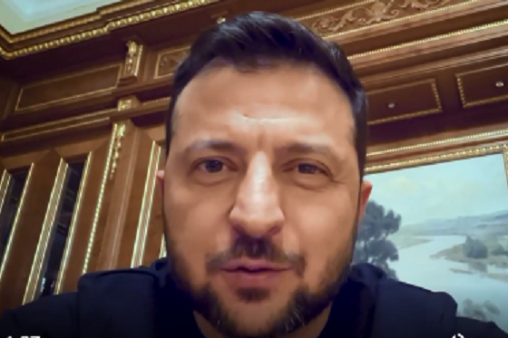 Президент записав емоційне відео до українців