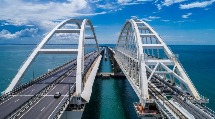 Что делать с Крымским мостом? Экс-главком НАТО дал четкую рекомендацию Украине