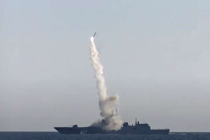 РФ готова вдарити по Україні з Чорного моря двома десятками крилатих ракет
