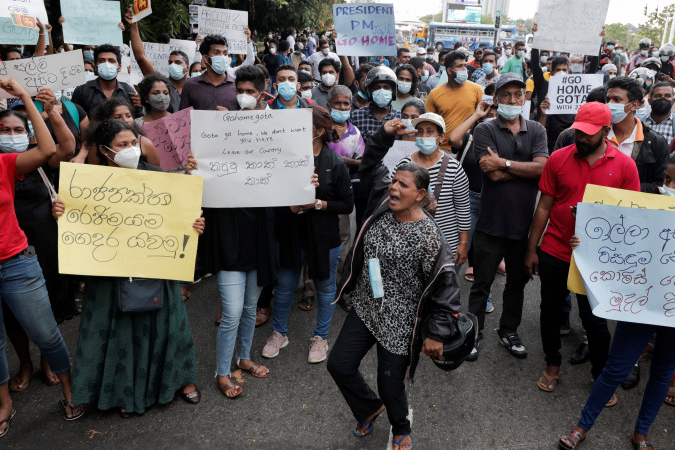 Протестувальники підпалили будинок прем'єра Шрі-Ланки