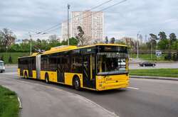 У Києві полагодили знищену окупантами контактну мережу: які тролейбуси відновили рух