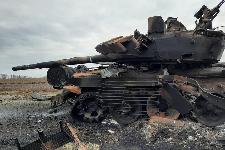 Танки, ракети та артилерія: знищену російську техніку покажуть на виставці у Празі