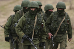 В окупованому Криму побили російського військового зі Z-свастикою
