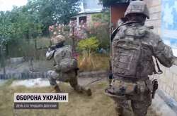 Військові розгромили в'язницю окупантів: відео звільнення українців