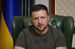 Зеленский предупредил украинцев: впереди – трудный путь (видео)