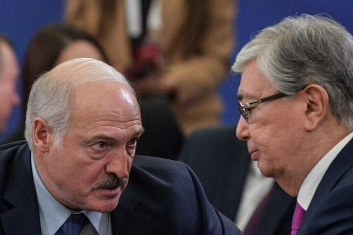 Лукашенко взявся «мочити» Токаєва (відео)
