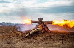 Українські військові зупинили активне просування ворожих військ