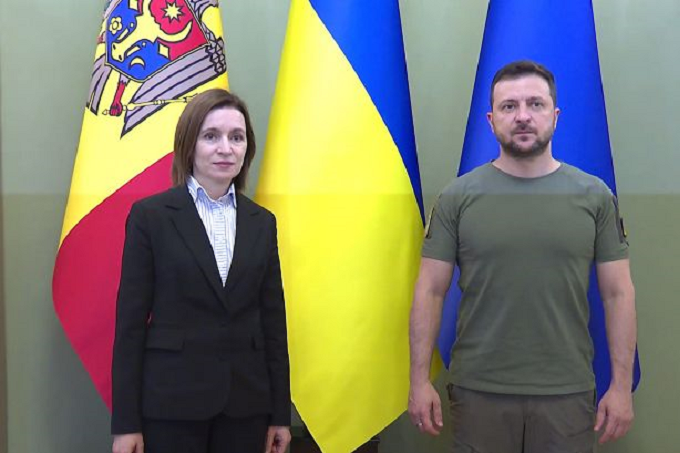 Санду запевнила Зеленського, що для України немає загроз з боку Придністров'я