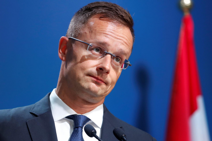 Венгрия отказалась поддержать санкции против российского газа – Сийярто