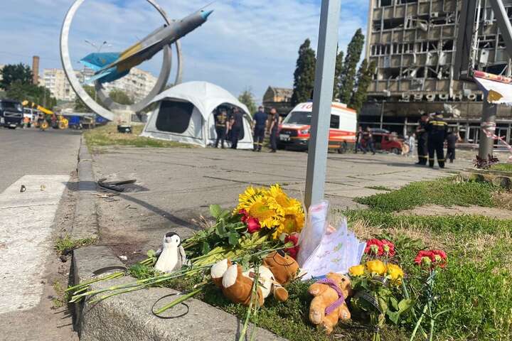 Теракт у Вінниці: поліція ідентифікувала тіла загиблих дітей 