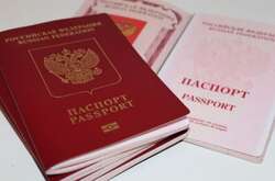 МЗС України пояснило росіянам, коли вони зможуть отримати візи у Москві та Пітері