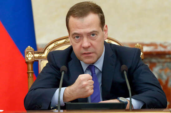 Медведев угрожает Украине «судным днем»
