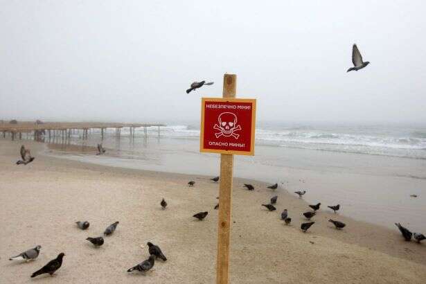 Військові попередили: біля побережжя Чорного моря можуть з'явитися міни