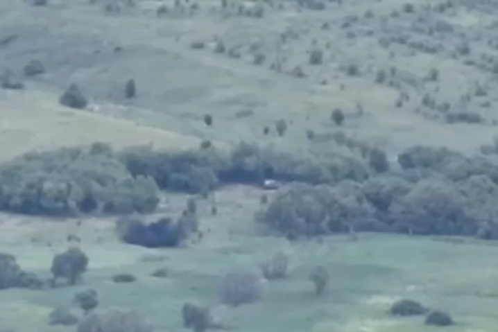 Украинские военные мощно разгромили артиллерию врага (видео)