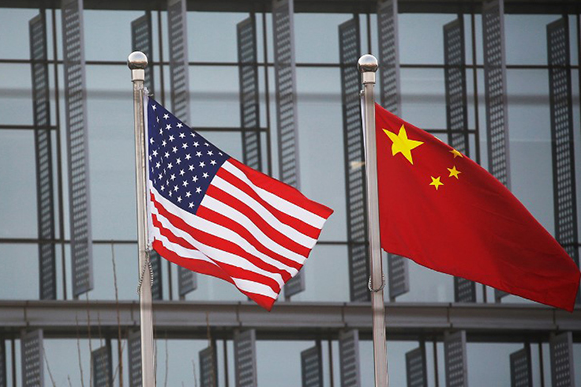 Китай погрожує США рішучими заходами через візит Пелосі до Тайваню