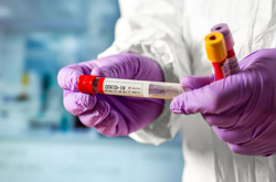 У Великій Британії стрімко збільшується кількість хворих на коронавірус