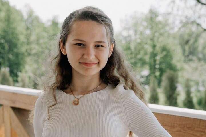 Поліція Київщини розшукує 14-річну дівчину