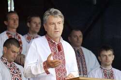 Ющенко хоче повернутися в політику? Допис експрезидента здивував мережу