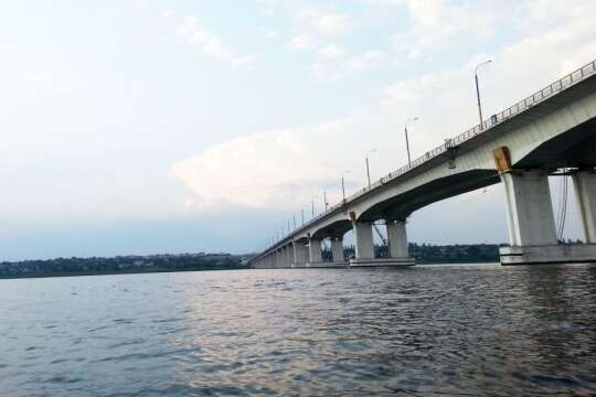 Подрыв Антоновского моста: оккупанты могут остаться без путей для отступления