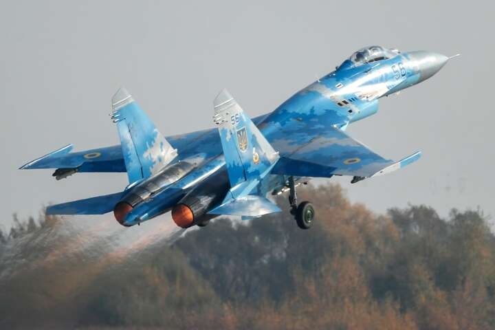 Українська авіація атакувала рашистів на Херсонщині