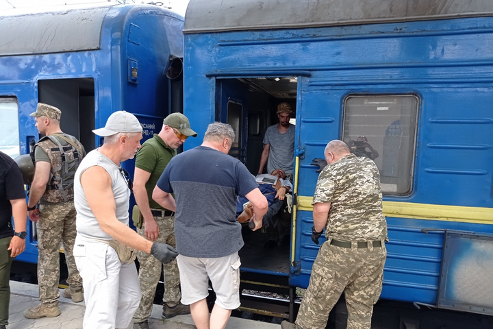Наступного тижня пройде евакуація з трьох прифронтових міст Донеччини