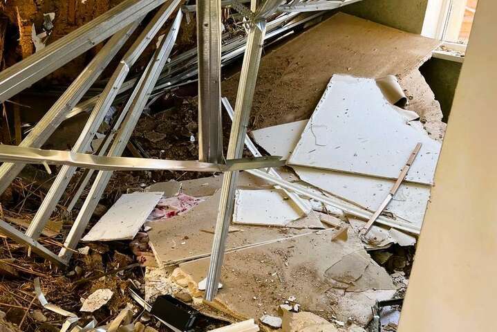 Обстрел Николаева: оккупанты попали в дом, под завалами есть люди