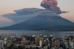 Япония ввела самый высокий уровень опасности из-за извержения вулкана