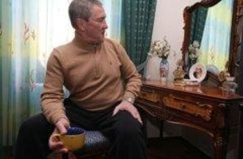 Попов закрывает «Лучший дом» Черновецкого