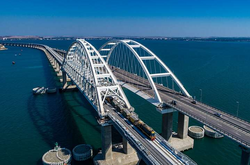 Данилов намекнул на будущее Крымского моста (фото)
