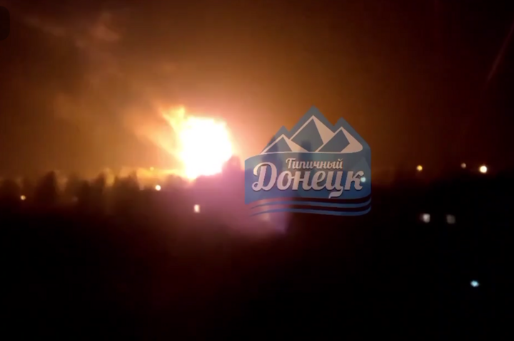 В окупованому Донецьку знову лунають вибухи (відео)