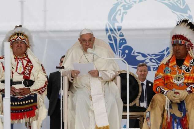Папа Римський вибачився перед корінними народами Канади за насильство церкви