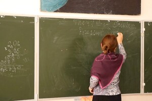 Росія масово жене вчителів на окуповані території України