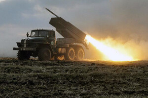 Рашисти обстріляли Чугуїв: зруйновано житлові будинки 