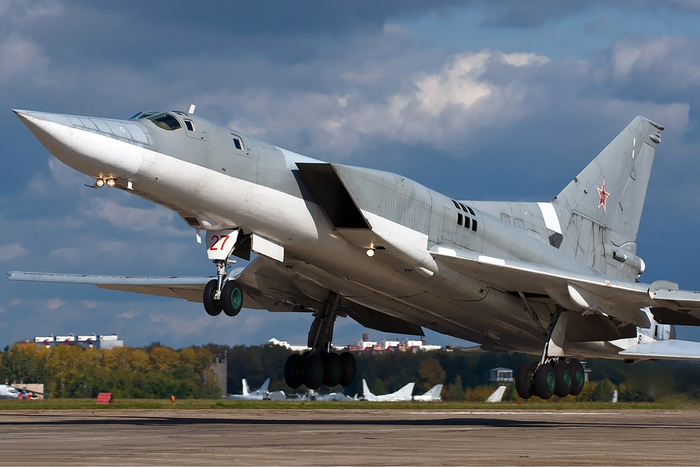 Россия сегодня атаковала территорию Украины по трем направлениям, – Воздушные силы