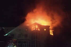 На одному з підприємств після обстрілу сталося загоряння