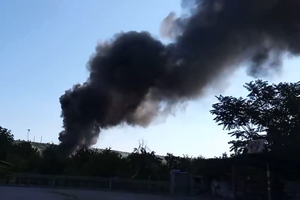 Взрывы в оккупированном Алчевске: что загорелось (видео)