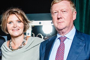 Анатолий Чубайс с женой