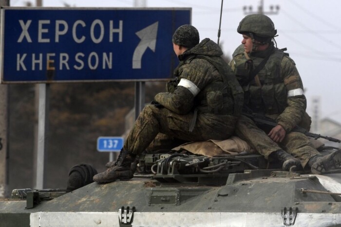 Армія РФ ізолює рашистів у Генічеську, щоб не дати втекти