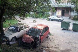 Мешканців міста  просять не покидати укриттів 