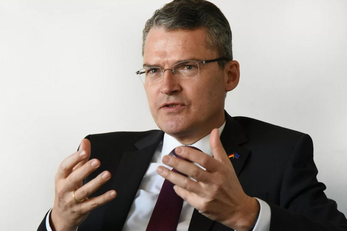 Депутат Бундестага объяснил, как запустить процесс выплат репараций Украине